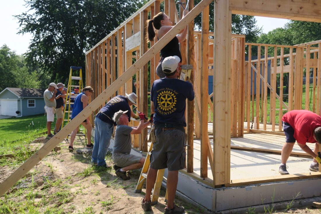 PHOTOS Habitat for Humanity home goes up in Eudora News, Sports